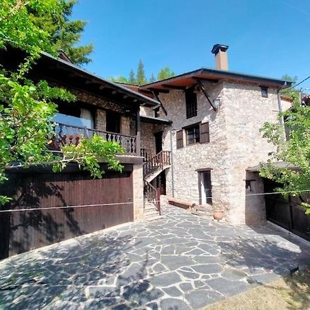 فيلا Cal Ferrer Habitatge Rural Cava المظهر الخارجي الصورة
