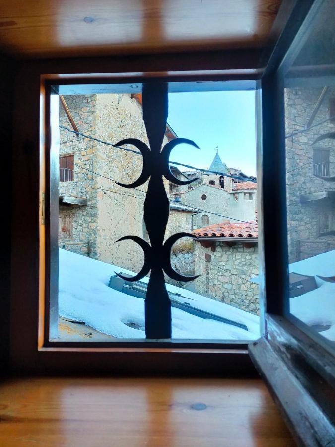 فيلا Cal Ferrer Habitatge Rural Cava المظهر الخارجي الصورة