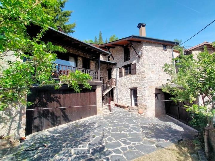 فيلا Cal Ferrer Habitatge Rural Cava المظهر الخارجي الصورة