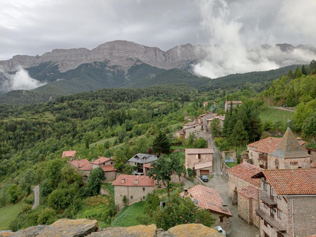 فيلا Cal Ferrer Habitatge Rural Cava المظهر الخارجي الصورة