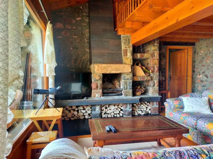 فيلا Cal Ferrer Habitatge Rural Cava المظهر الخارجي الصورة