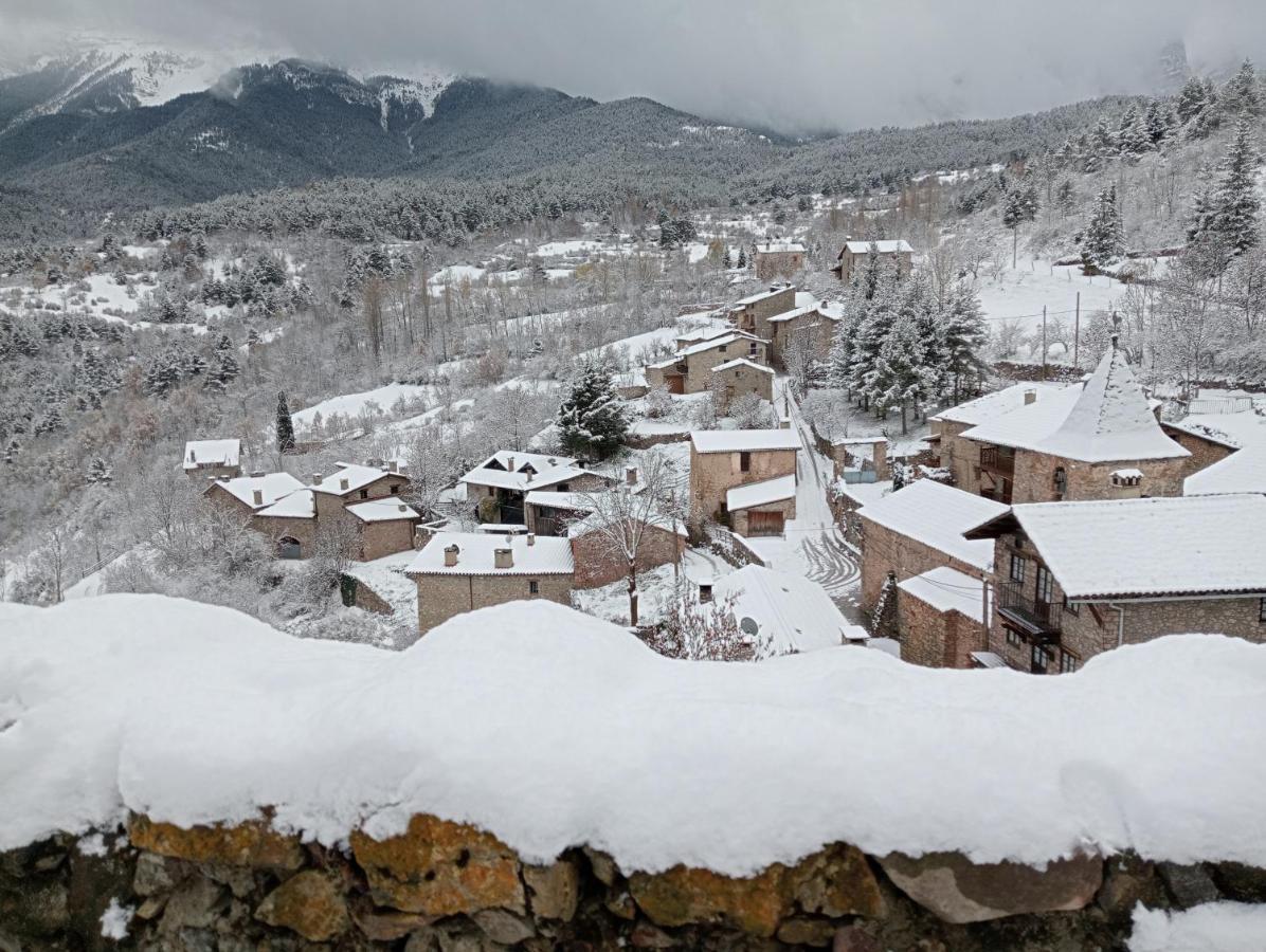 فيلا Cal Ferrer Habitatge Rural Cava المظهر الخارجي الصورة