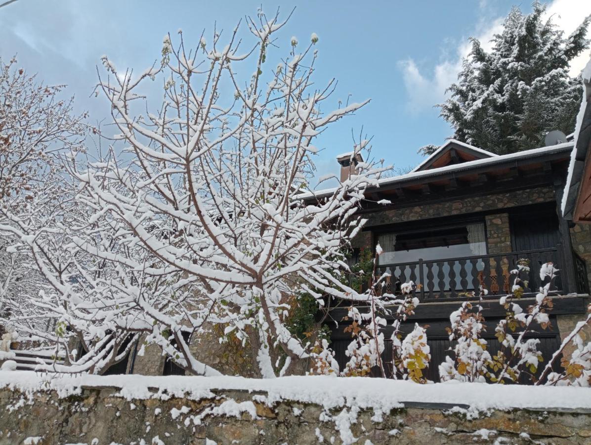 فيلا Cal Ferrer Habitatge Rural Cava المظهر الخارجي الصورة