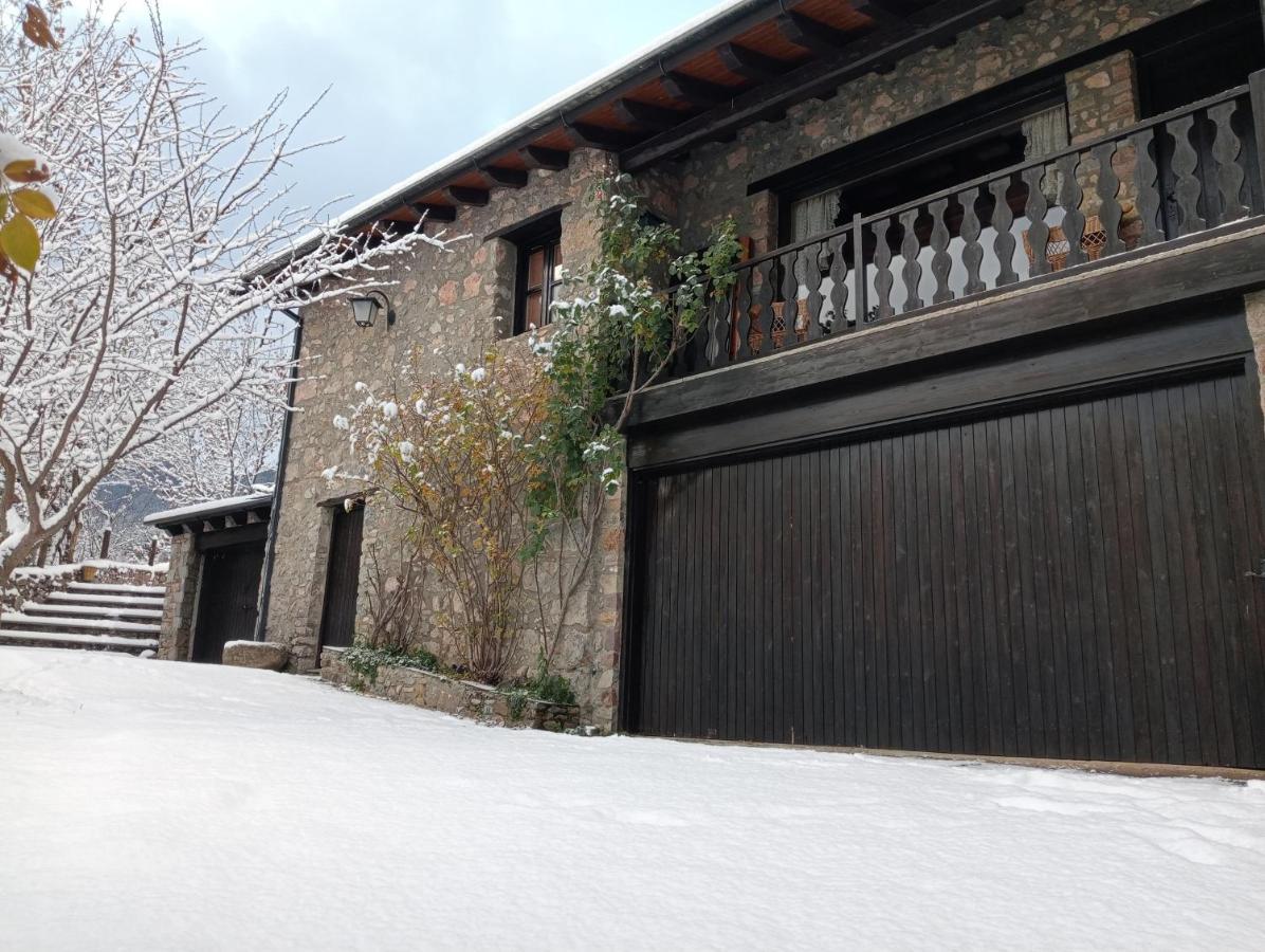 فيلا Cal Ferrer Habitatge Rural Cava المظهر الخارجي الصورة